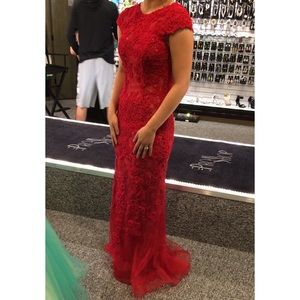 Tony Bowls Open Back Red Lace Prom Dress